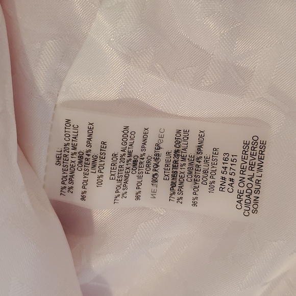 Karl Lagerfeld Pink and White Tweed cropped Blazer Size 14. New with tags - Picture 9 of 10